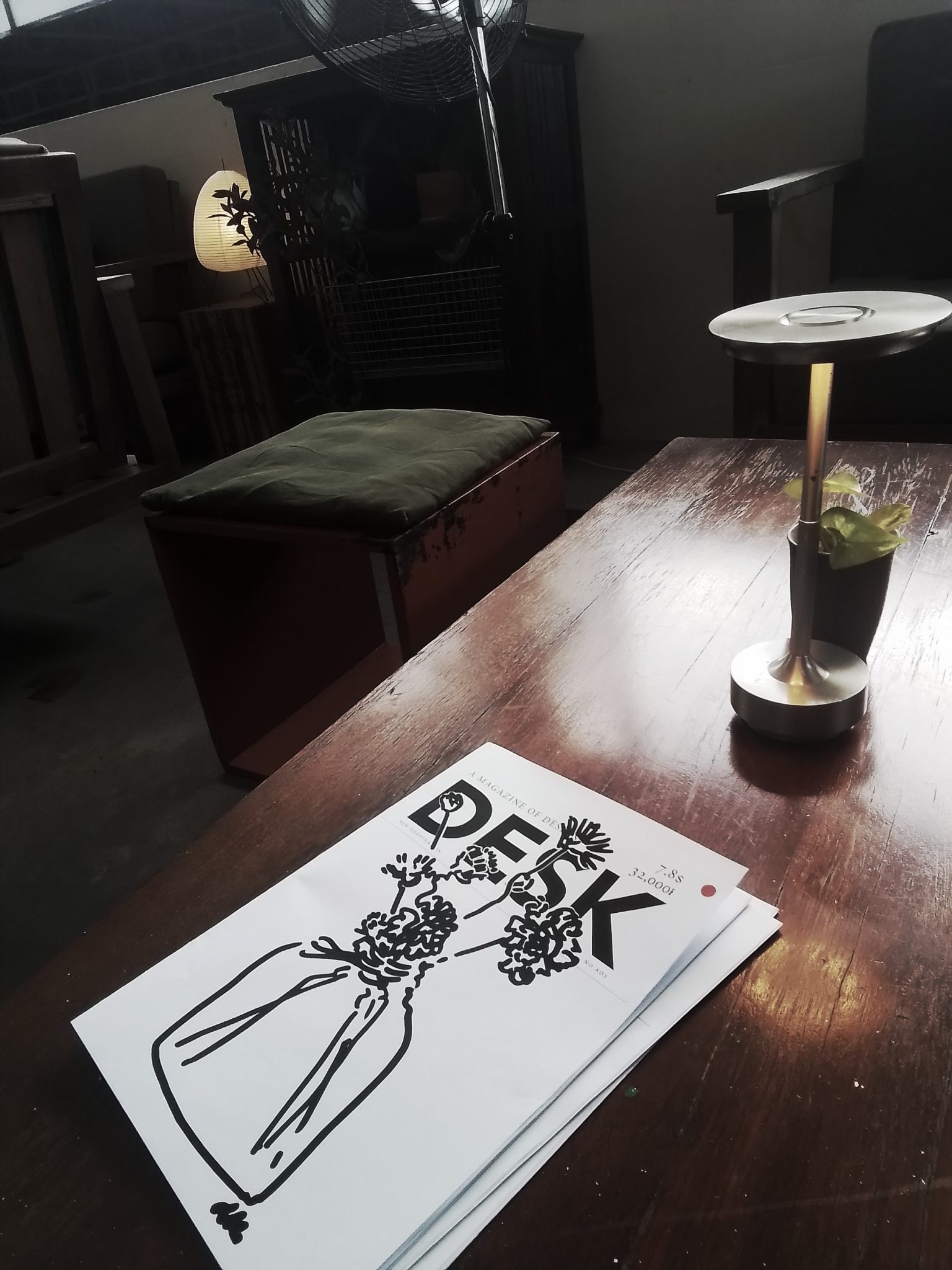 DESK Issue 3